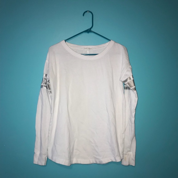 Aeropostale Long Sleeve Shirt - Picture 2 of 4